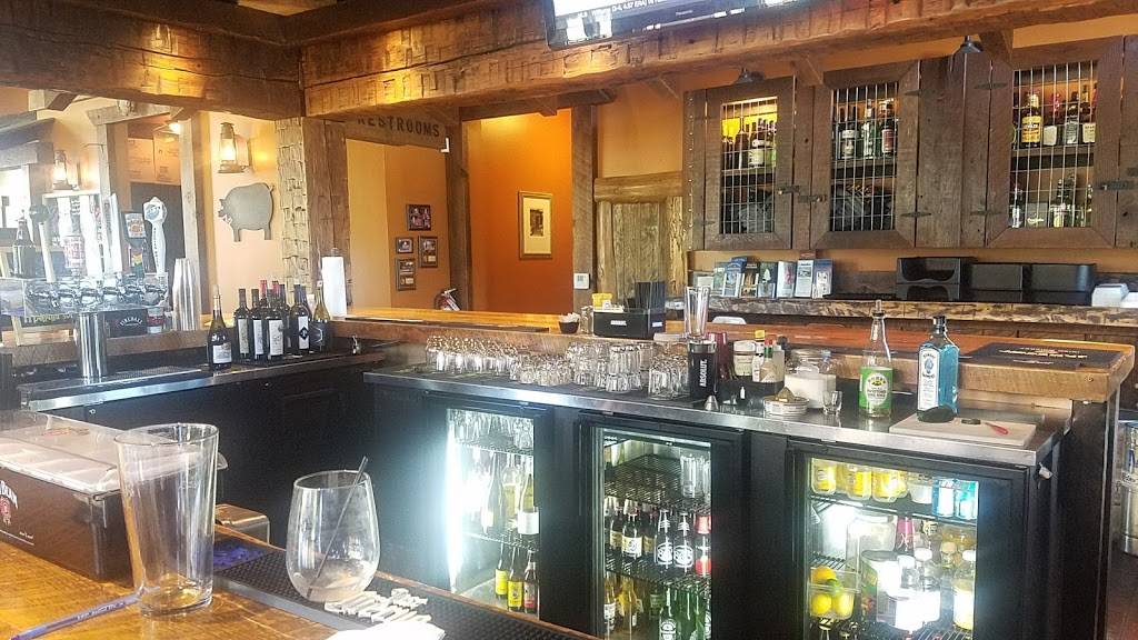 Griffs BBQ & Grill | restaurant | 304 Town Square Rd, Copperopolis, CA 95228, USA | 2097854745 OR +1 209-785-4745