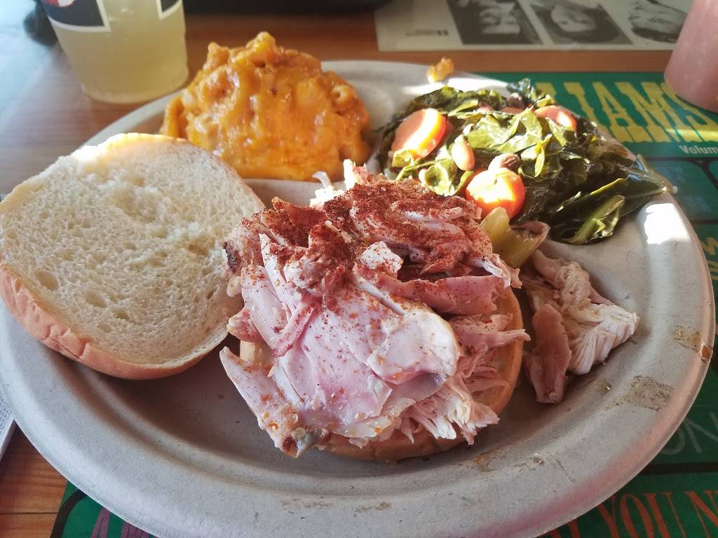 Sweet Ps Barbeque & Soul House | restaurant | 3725 Maryville Pike, Knoxville, TN 37920, USA | 8652477748 OR +1 865-247-7748