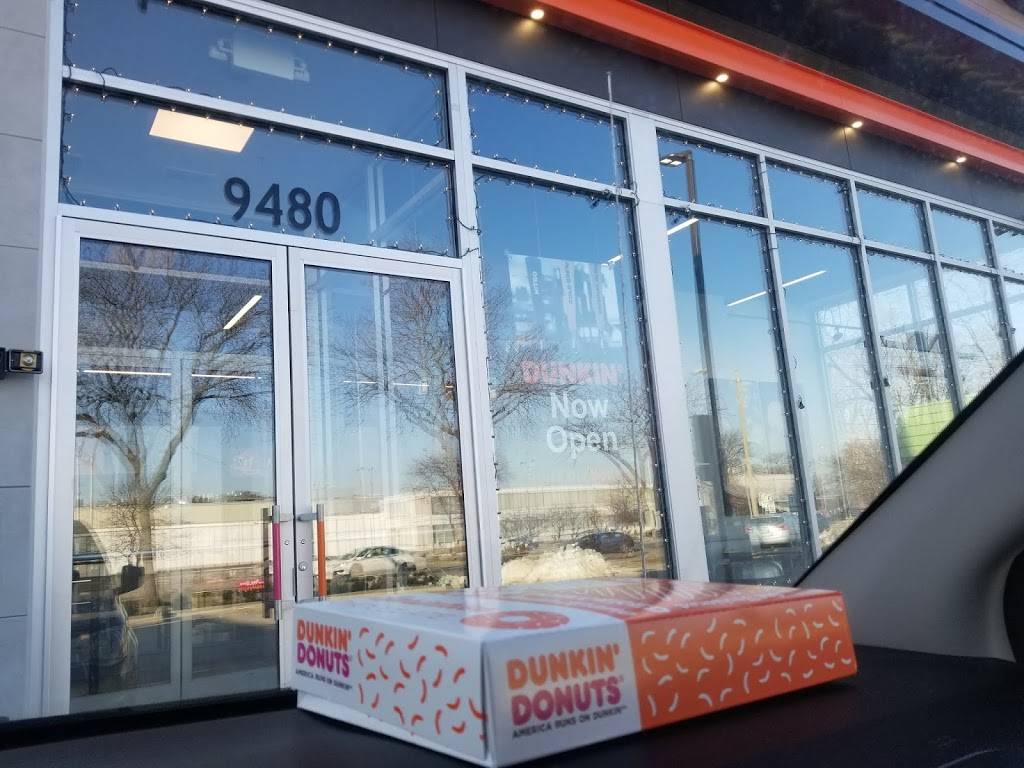 Dunkin Donuts | restaurant | 9480 Waukegan Rd, Morton Grove, IL 60053, USA | 8474703600 OR +1 847-470-3600