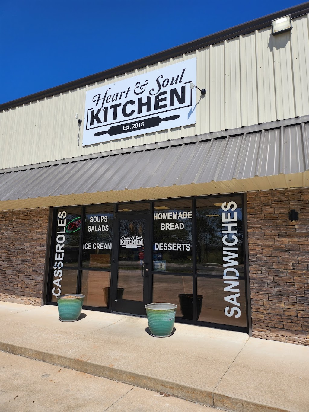 Heart & Soul Kitchen | restaurant | 1020 Tulsa Ave, Kansas, OK 74347, USA | 9188685555 OR +1 918-868-5555