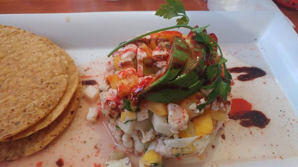 Palapas Marisqueria & Sushi | restaurant | 331 N Tustin St, Orange, CA 92867, USA | 7146331337 OR +1 714-633-1337