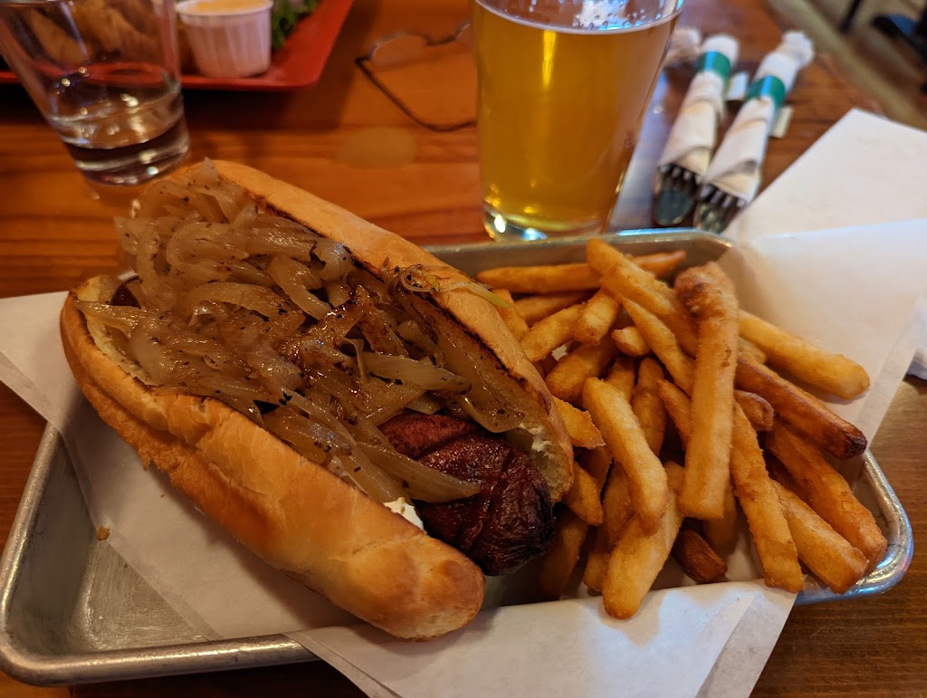 The Loft Bar & Grill | restaurant | 843 Front St, Leavenworth, WA 98826, USA | 5098880231 OR +1 509-888-0231