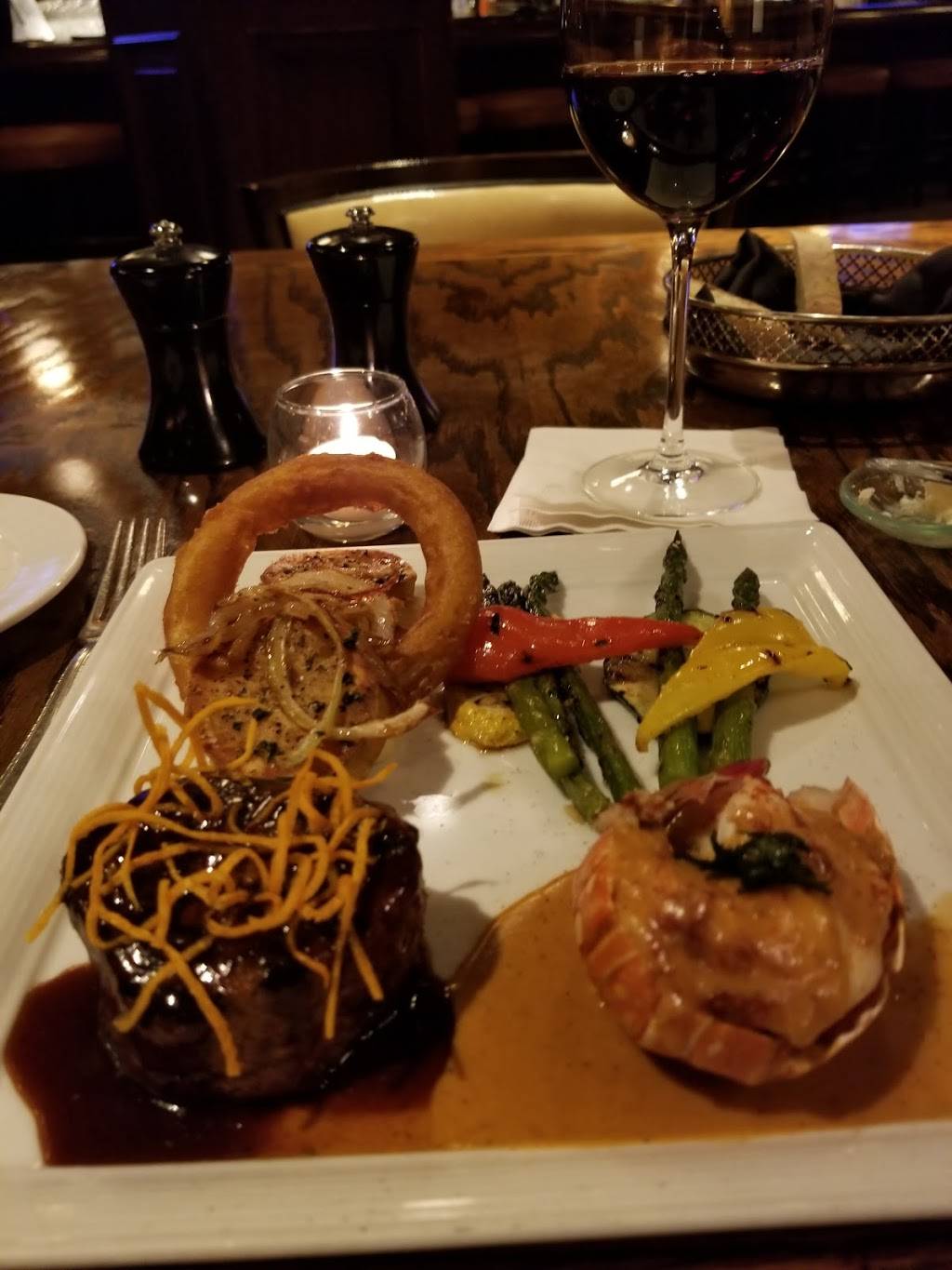 The Remington Bar | restaurant | 1919 Briar Oaks Ln, Houston, TX 77027, USA | 7134032631 OR +1 713-403-2631