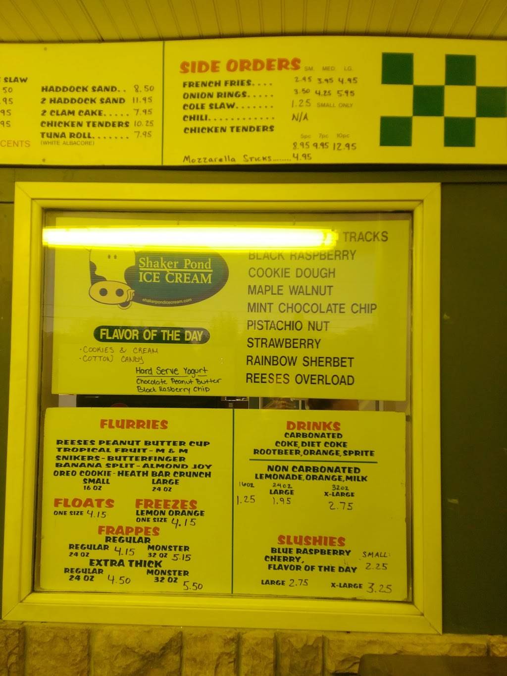 Dairy Delite | restaurant | 6 School St, Berwick, ME 03901, USA | 2076984700 OR +1 207-698-4700