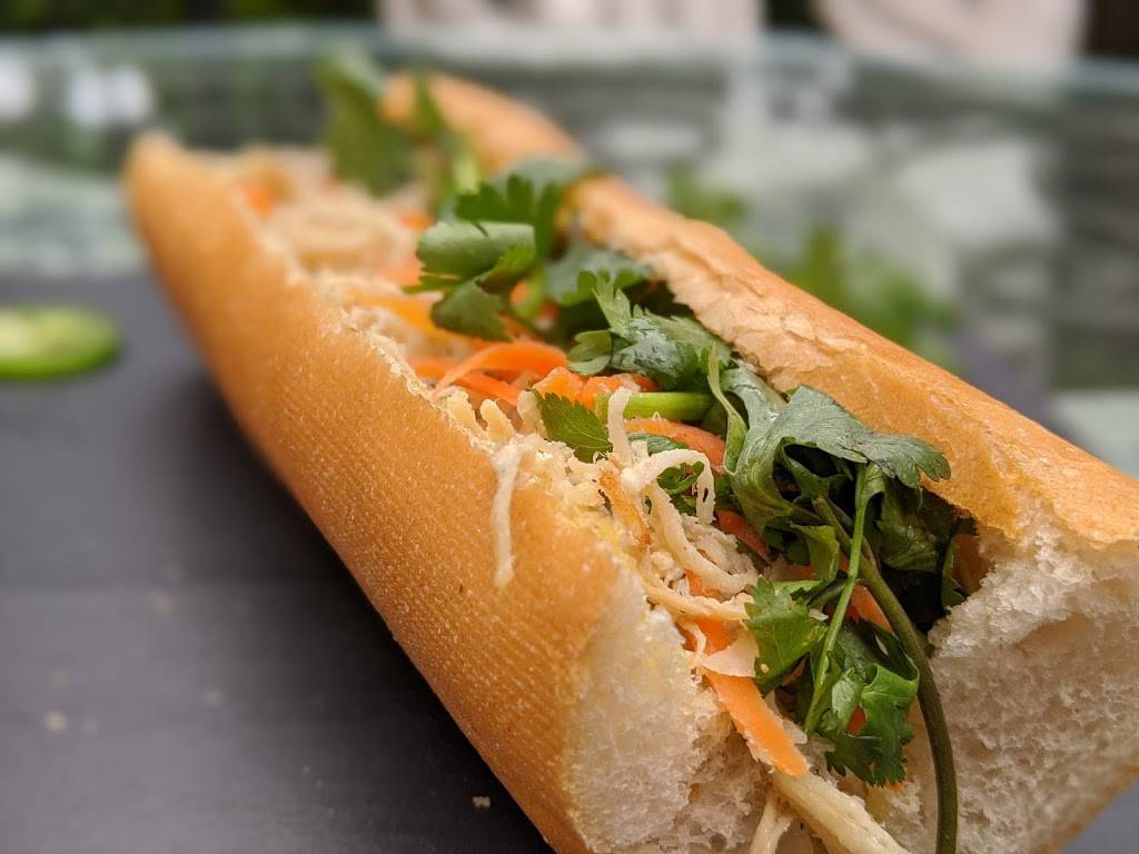 YELO | restaurant | 23119 Colonial Pkwy Suite B3, Katy, TX 77449, USA | 2816658628 OR +1 281-665-8628