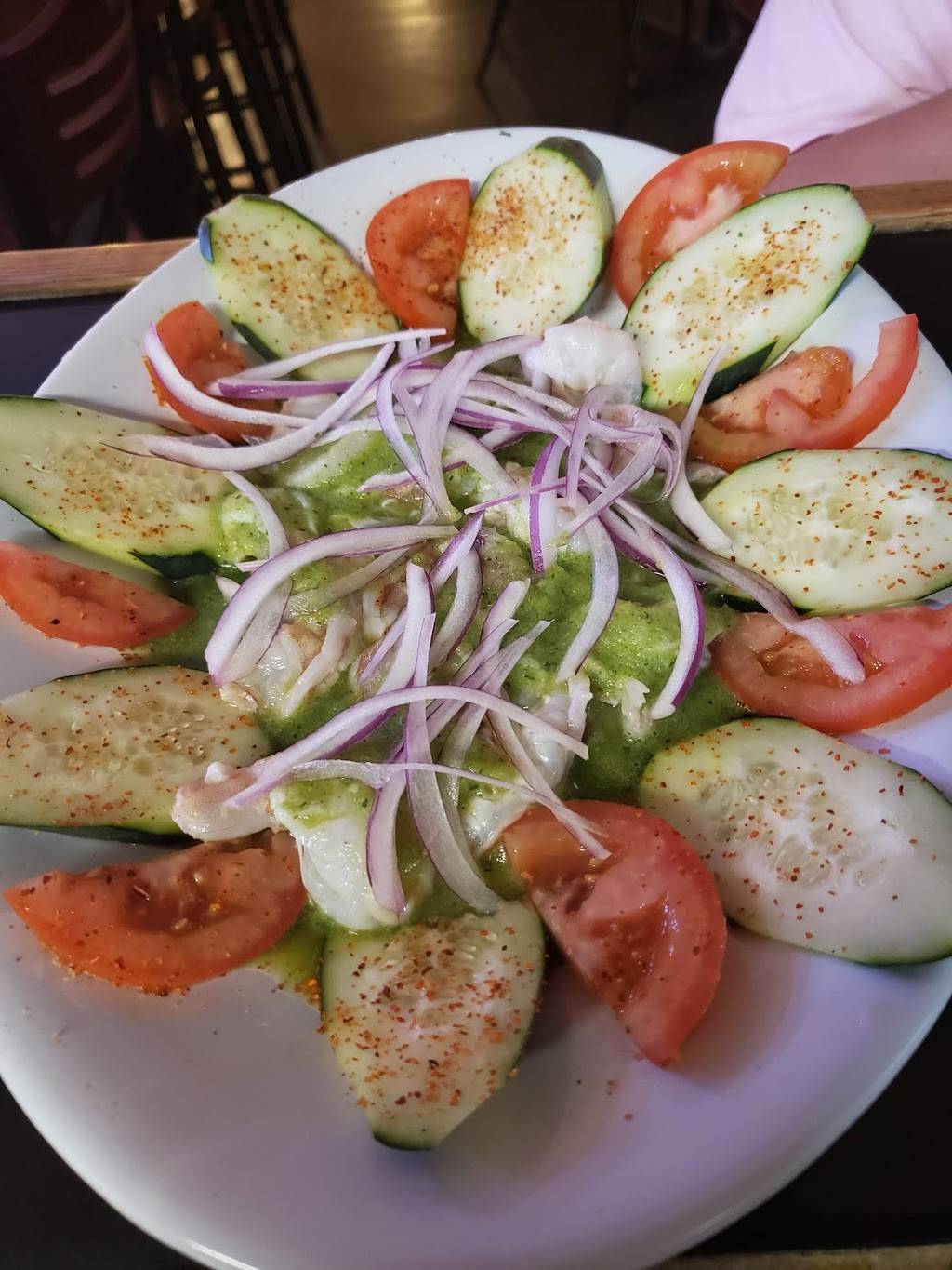 Julios Mexican Restaurant | restaurant | 224 E Main St, Round Lake Park, IL 60073, USA | 8477401902 OR +1 847-740-1902