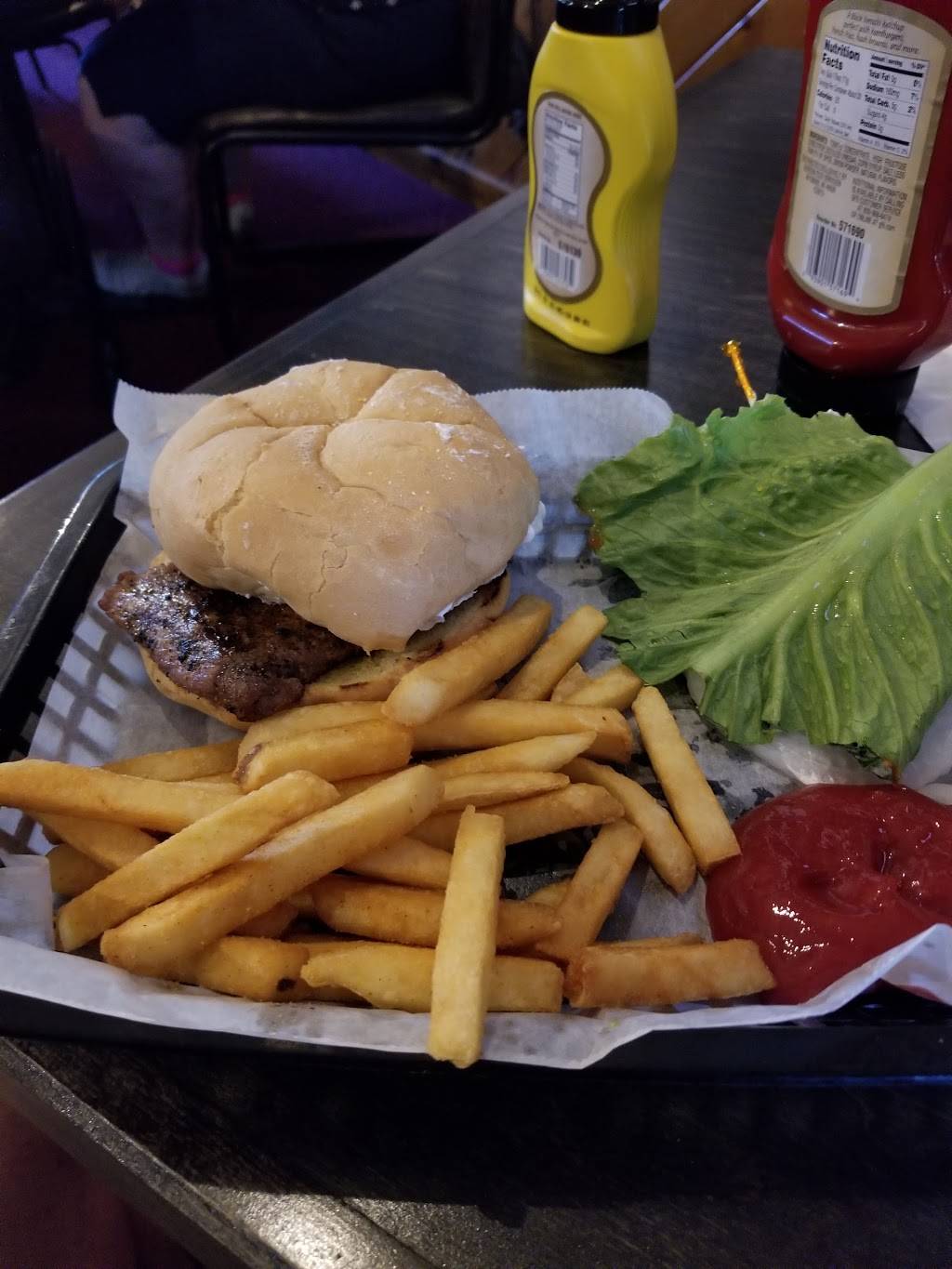 Kings Duck Inn | restaurant | 4155 N Courtenay Pkwy, Merritt Island, FL 32953, USA | 3214525925 OR +1 321-452-5925