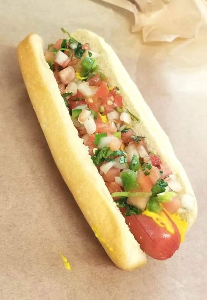 The Dog House | restaurant | 327 E Arlington Blvd, Greenville, NC 27858, USA | 2523213656 OR +1 252-321-3656