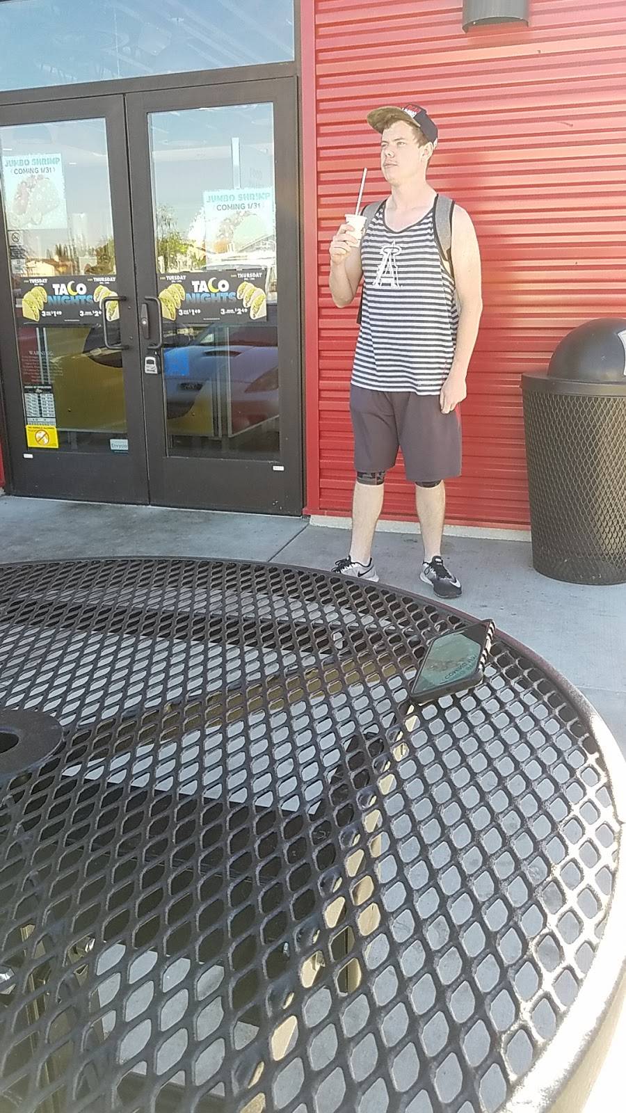 Del Taco | restaurant | 350 S Gaffey St, San Pedro, CA 90731, USA | 3105140015 OR +1 310-514-0015