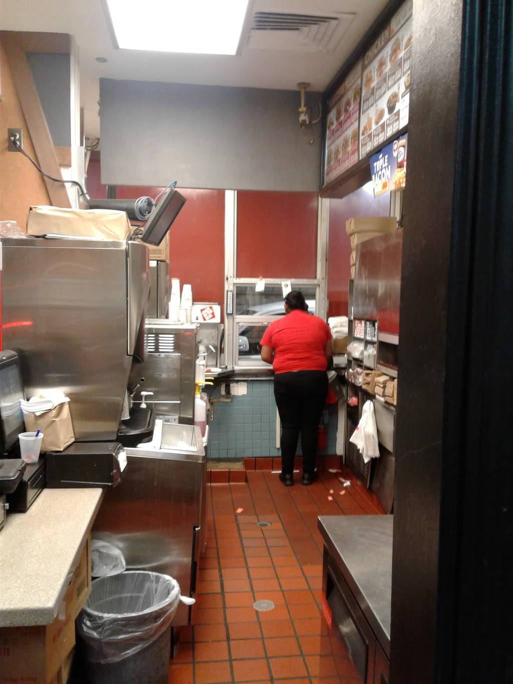 Jack in the Box | restaurant | 1502 S Main St, Santa Ana, CA 92707, USA | 7145439433 OR +1 714-543-9433