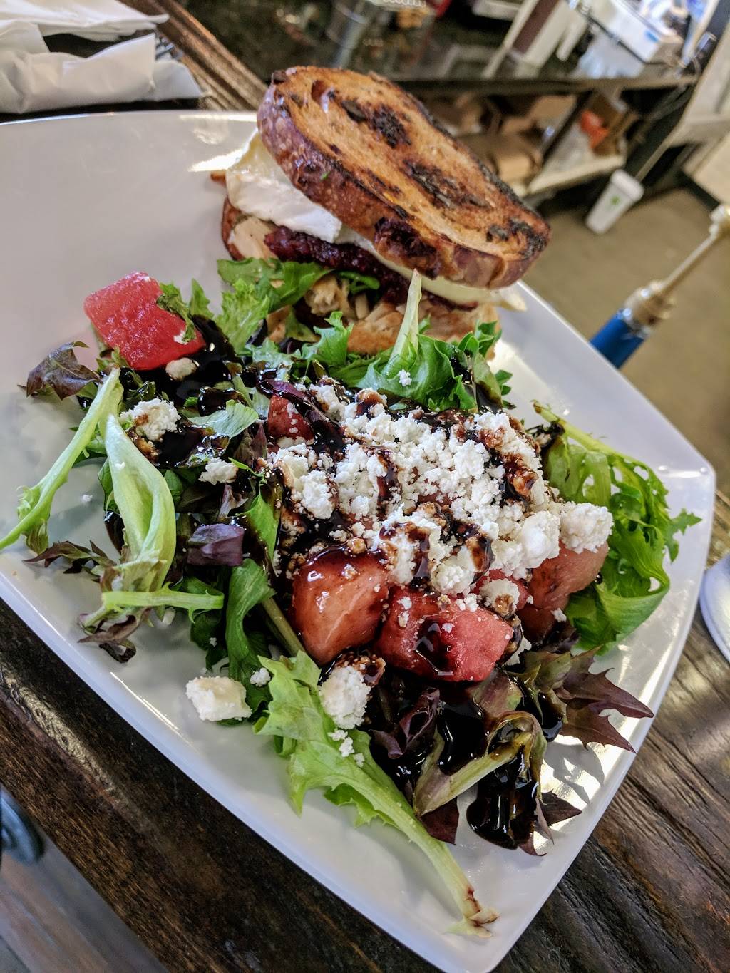 Hammers Grill & Bar | restaurant | 771 E Horizon Dr #104, Henderson, NV 89015, USA | 7025641866 OR +1 702-564-1866