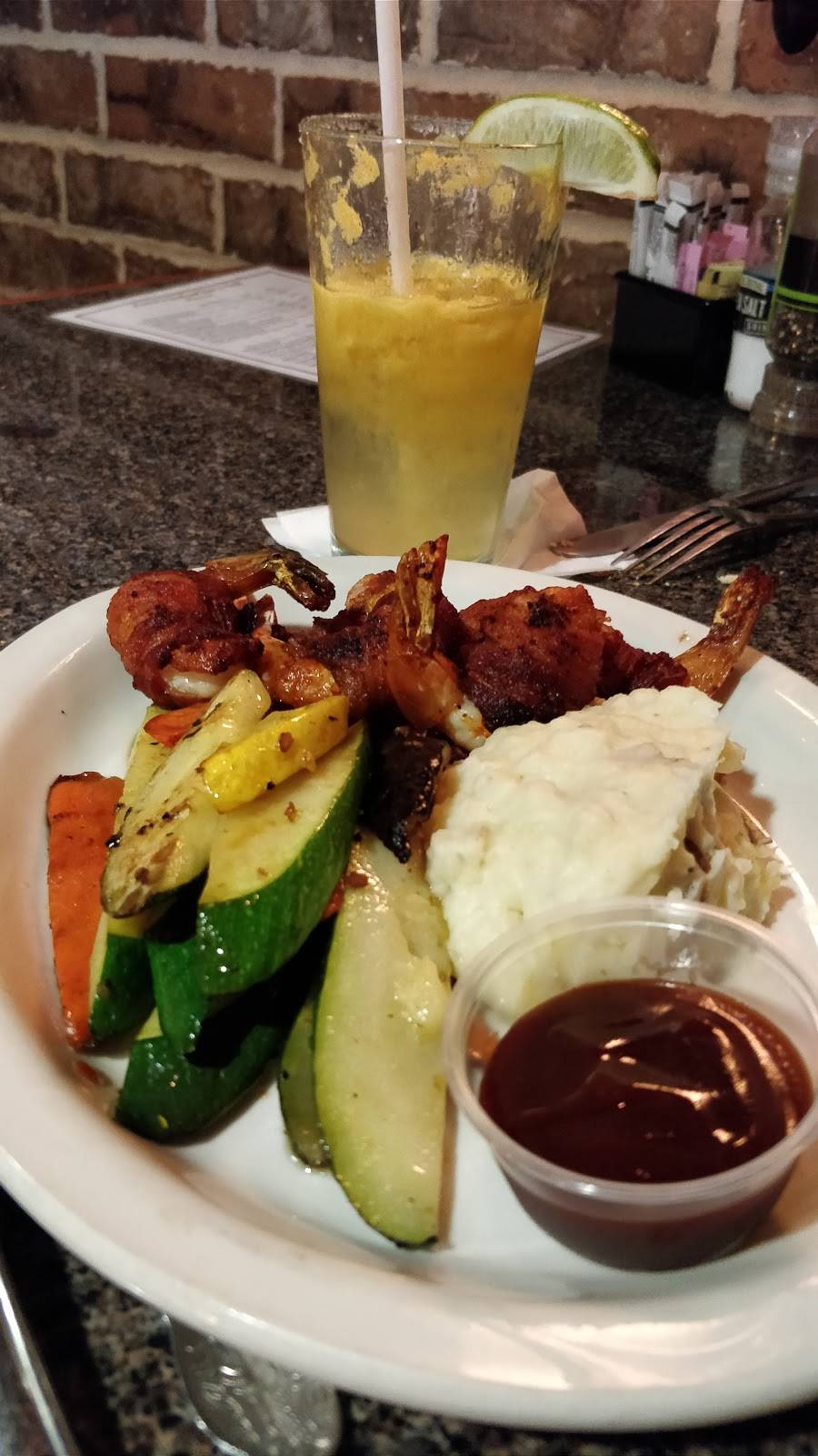 Flames | restaurant | 1917 Martin Dr, Weatherford, TX 76086, USA | 8175980773 OR +1 817-598-0773