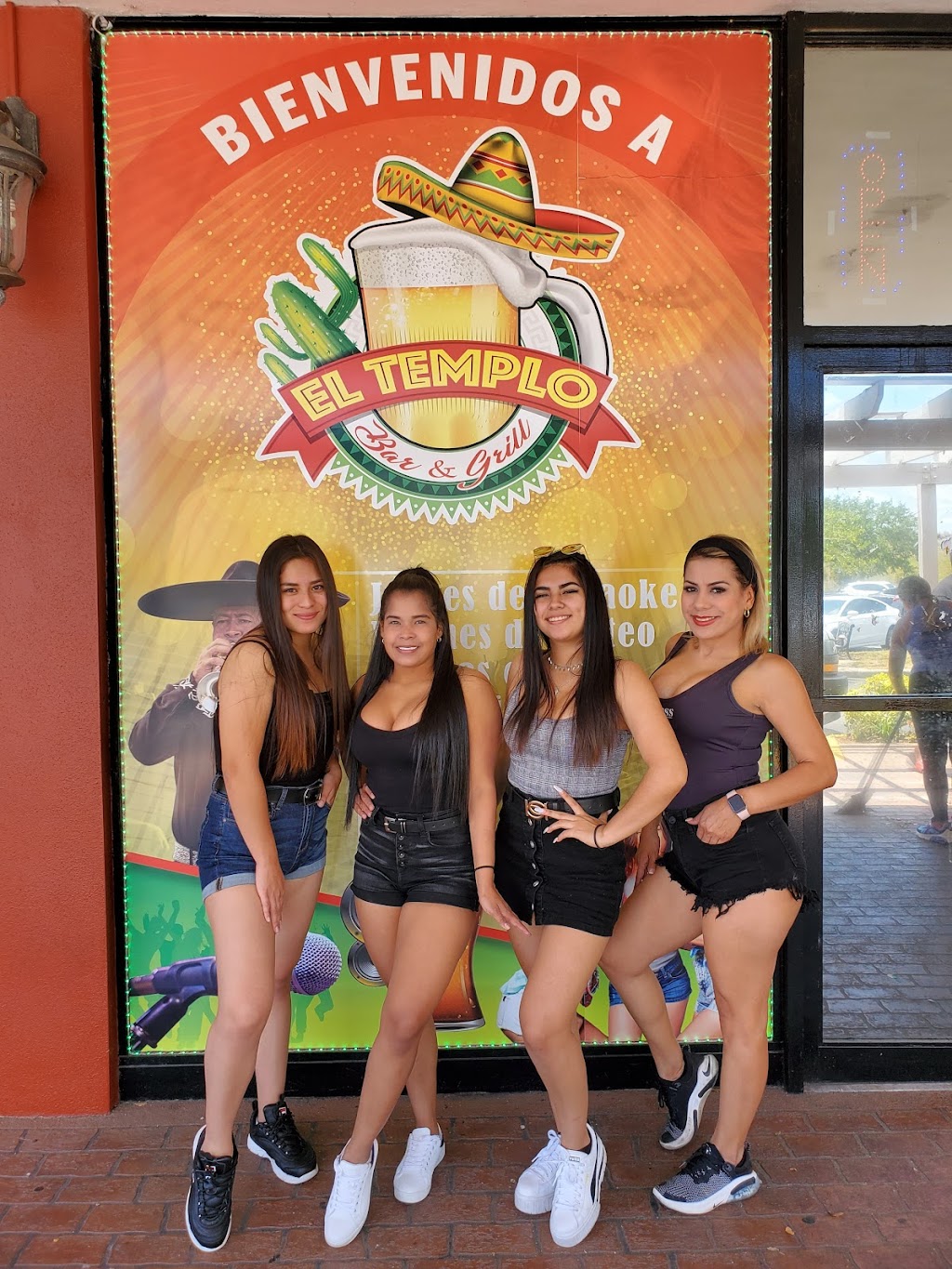El Templo Bar&Grill | restaurant | 2921 S Orlando Dr STE 136, Sanford, FL 32773, USA | 4073014627 OR +1 407-301-4627