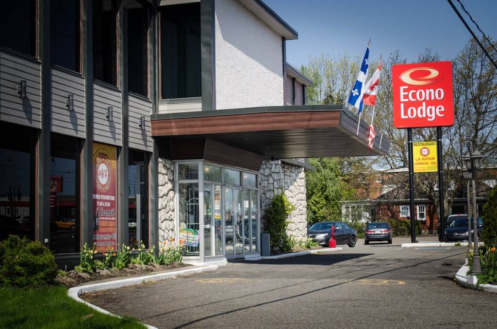 Maison General Tao Granby | meal takeaway | 700 Rue Principale, Granby, QC J2G 2Y4, Canada | 4503610888 OR +1 450-361-0888