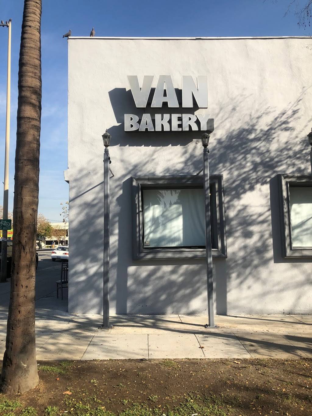 Van Bakery Restaurant | bakery | Suite #A, 1000 E Broadway, Glendale, CA 91205, USA | 8185481000 OR +1 818-548-1000
