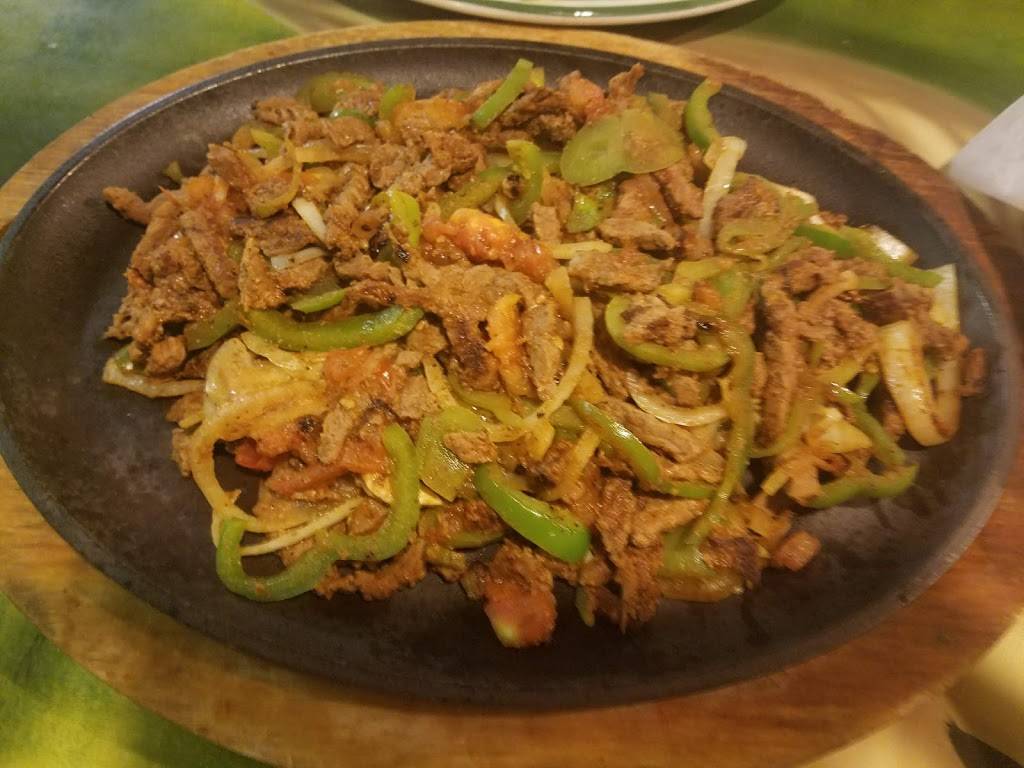 Rancho Viejo | restaurant | 540 W 3rd St, Grove, OK 74344, USA | 9187868333 OR +1 918-786-8333