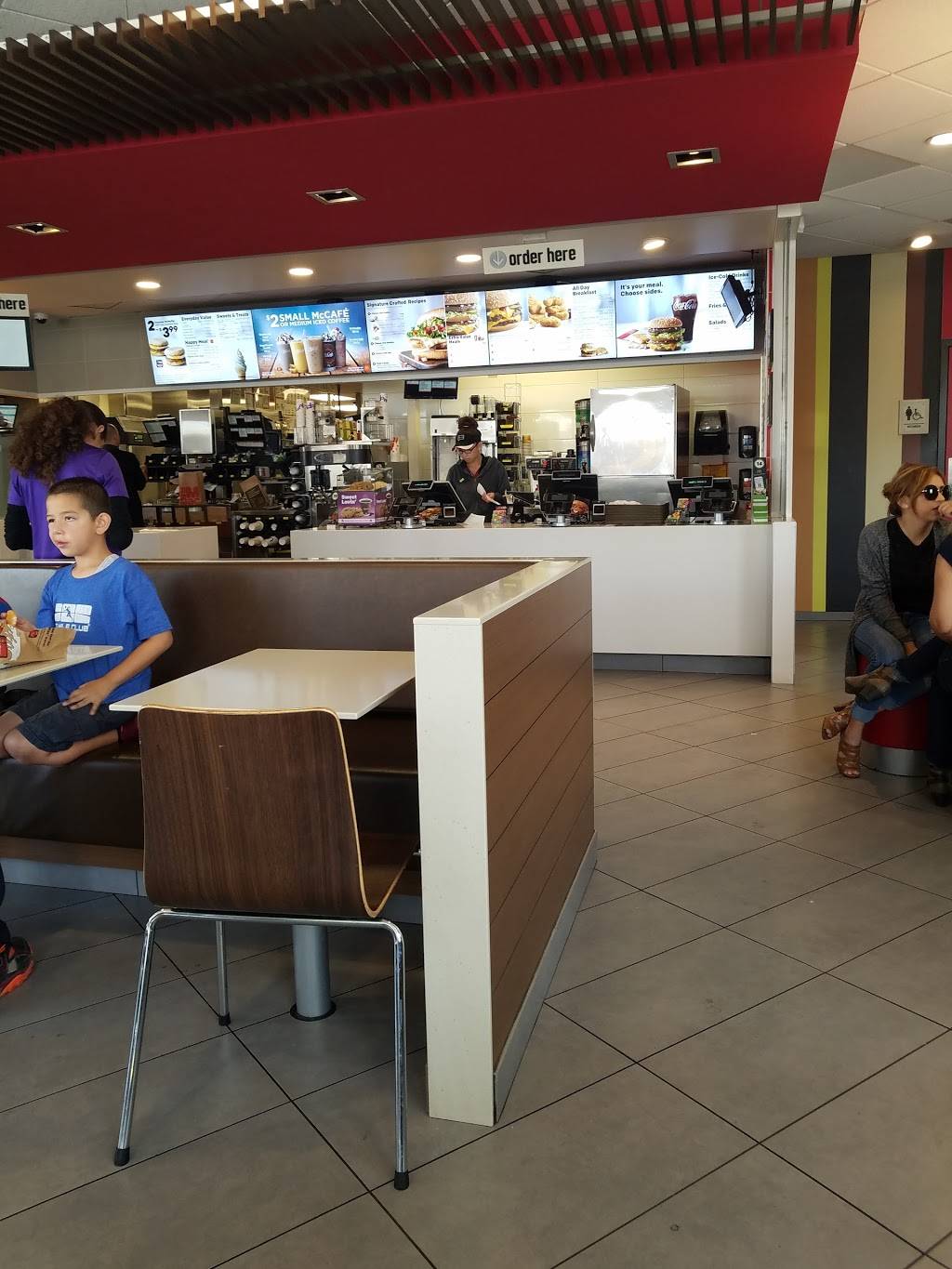 McDonalds | cafe | 10721 Atlantic Ave, Lynwood, CA 90262, USA | 3106325255 OR +1 310-632-5255