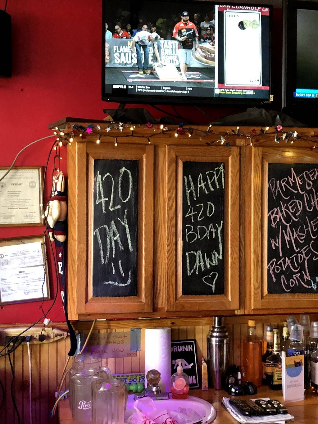 Frans Ready Room | restaurant | 1805 London Bridge Rd, Virginia Beach, VA 23453, USA | 7574683647 OR +1 757-468-3647