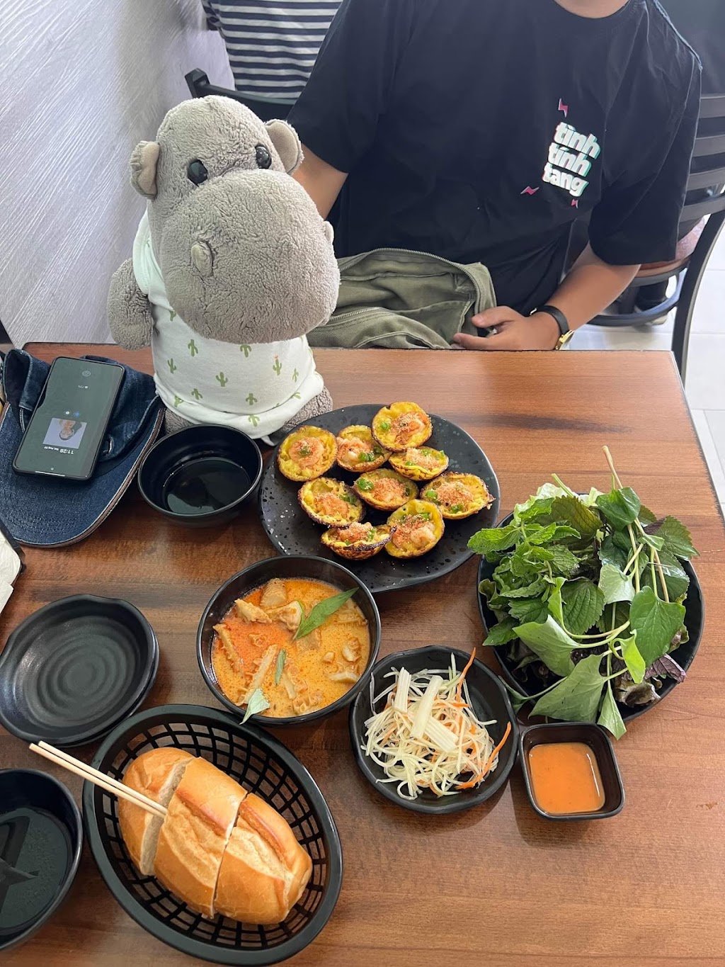 YoYo Banh Khot | restaurant | 9918 Garden Grove Blvd, Garden Grove, CA 92844, USA | 7145915368 OR +1 714-591-5368