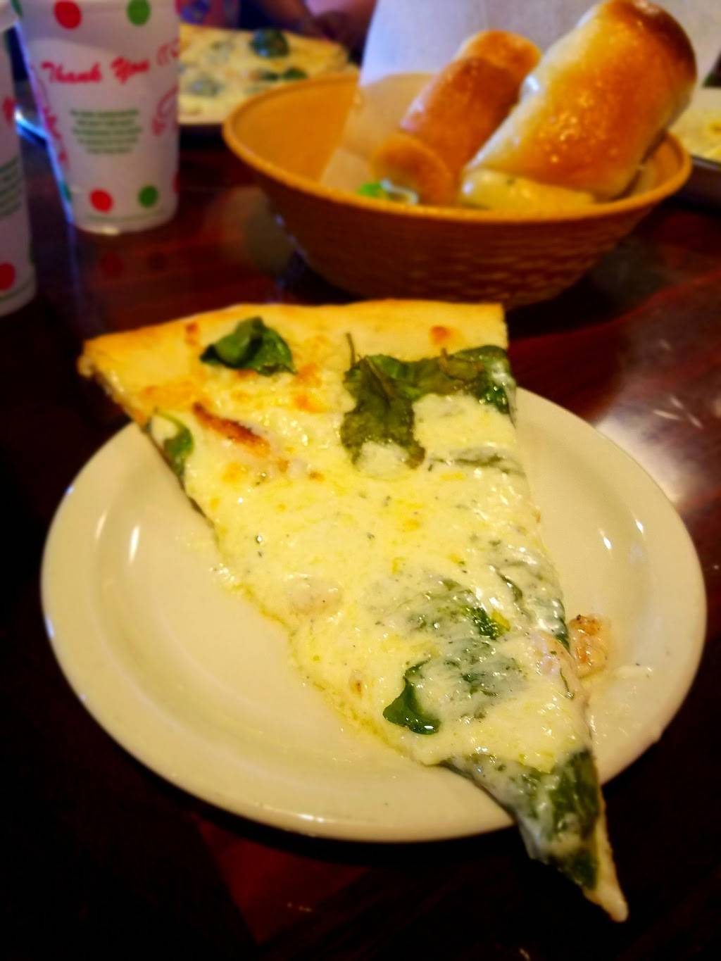 Bella Roma | restaurant | 1229 TX-332, Clute, TX 77531, USA | 9792667194 OR +1 979-266-7194