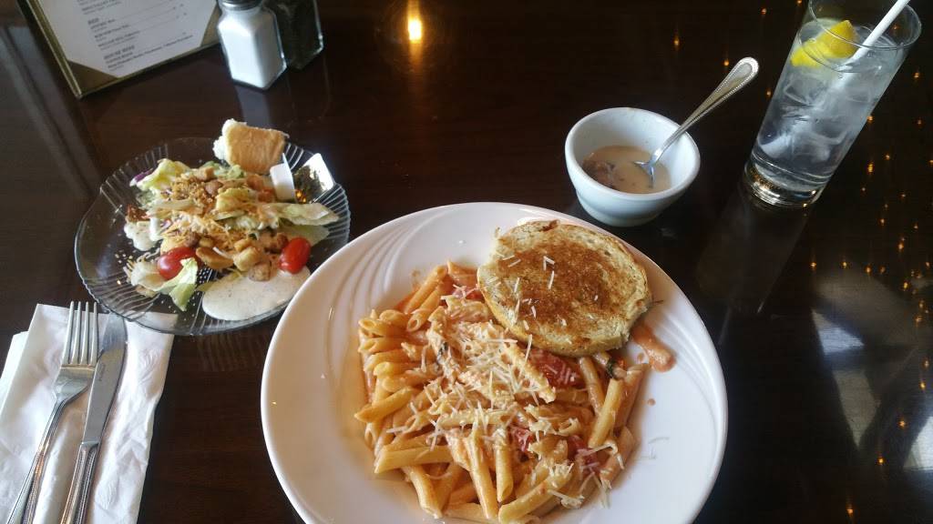 Daniels Restaurant | restaurant | 504 Mantorville Ave S, Kasson, MN 55944, USA | 5076347775 OR +1 507-634-7775