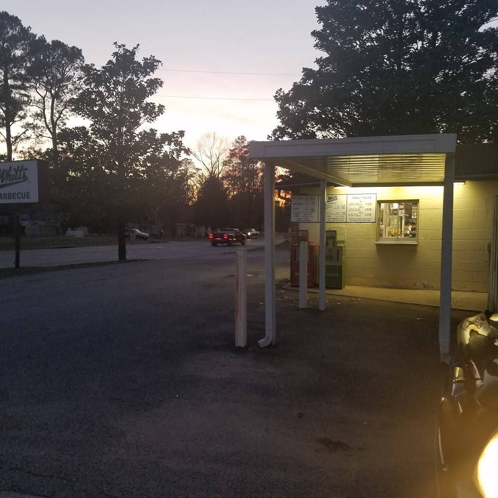 Whitts Barbecue | restaurant | 1397 E Elm St, Athens, AL 35611, USA | 2562327928 OR +1 256-232-7928