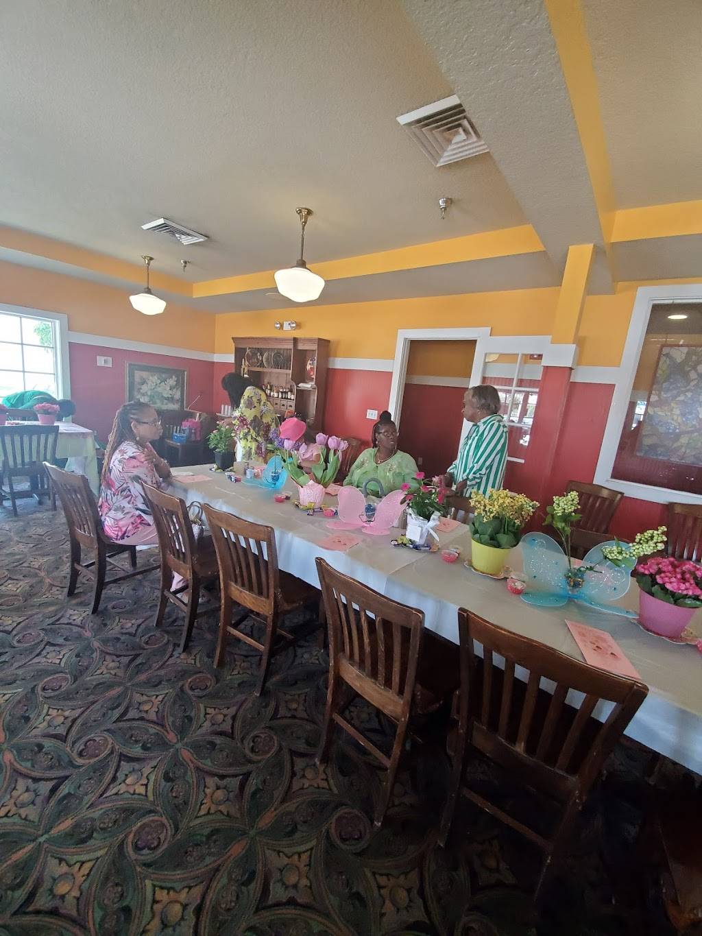 Piccadilly | restaurant | 4500 Hollywood Blvd, Hollywood, FL 33021, USA | 9549660636 OR +1 954-966-0636