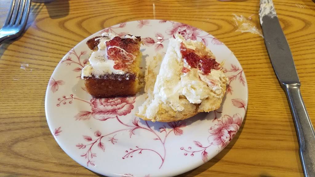 Southern Kin Cookhouse | restaurant | 500 Assembly Row, Somerville, MA 02145, USA | 6177645966 OR +1 617-764-5966