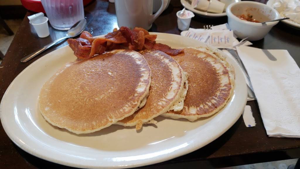 Mary Lous Cafe | restaurant | 4405 McCullough Ave, San Antonio, TX 78212, USA | 2103967909 OR +1 210-396-7909