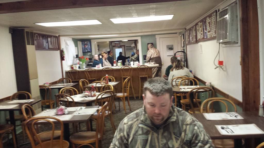 Twinnys Place | meal takeaway | 162 N Main St, Galena, MD 21635, USA | 4106485784 OR +1 410-648-5784