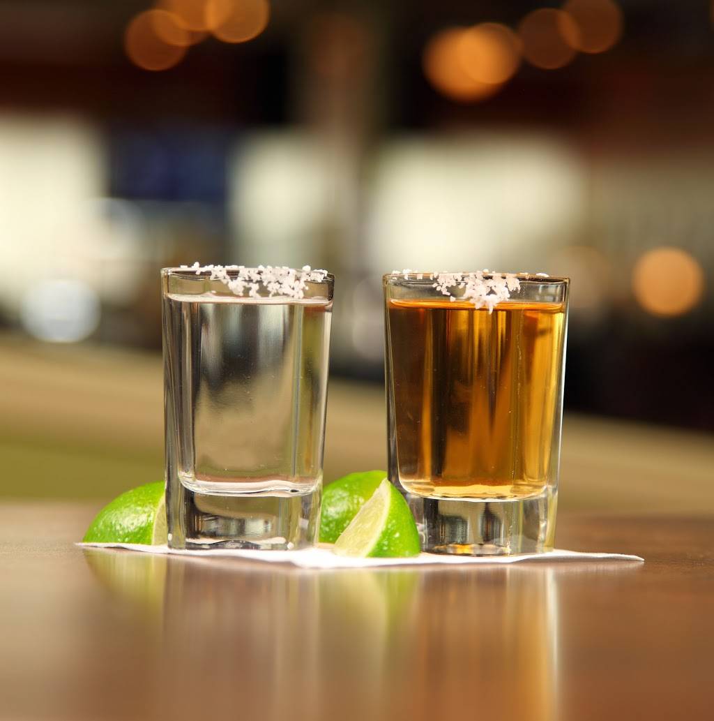 Jose Peppers | restaurant | 14373 Metcalf Ave, Overland Park, KS 66223, USA | 9136819750 OR +1 913-681-9750