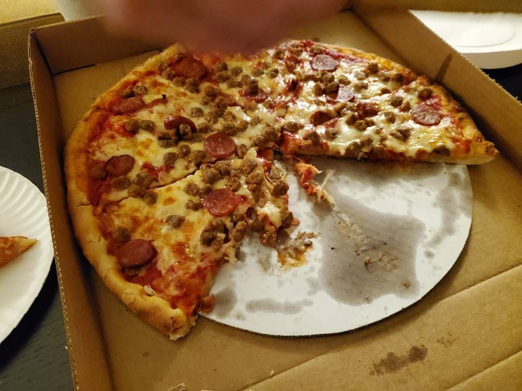 Sebastians Pizza | restaurant | 56 Washington St, Gloucester, MA 01930, USA | 9782834407 OR +1 978-283-4407