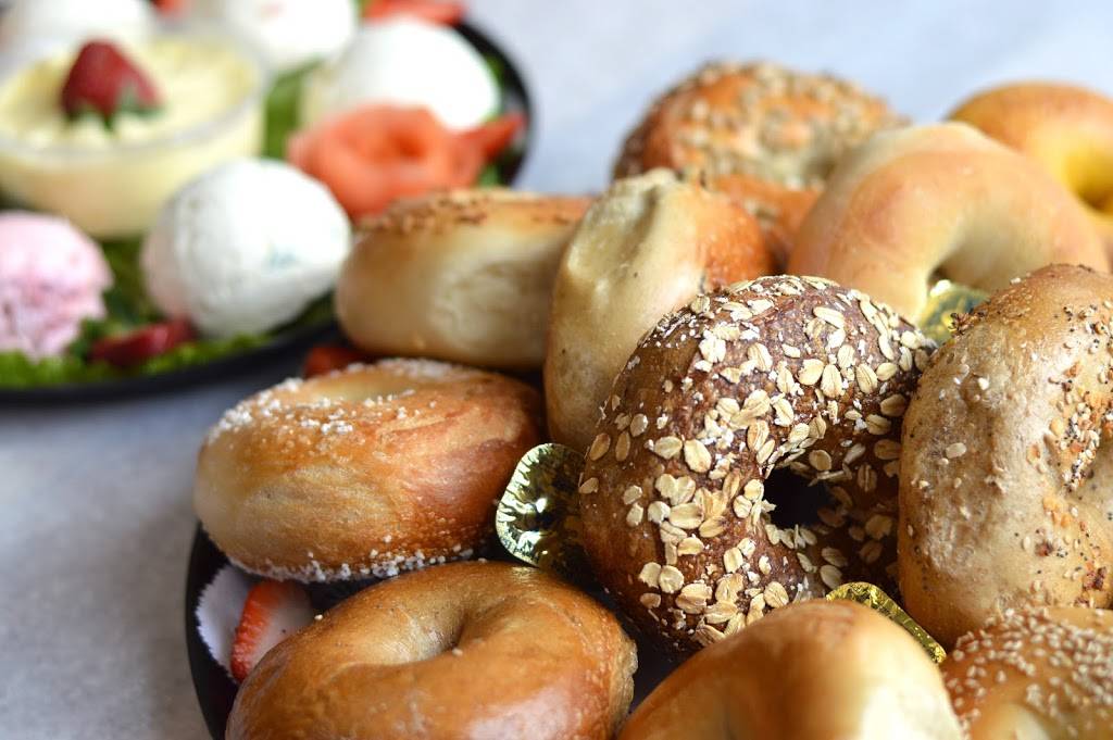Atlantic Bagels Cafe | restaurant | 200 Clinton St, Brooklyn, NY 11201, USA | 7182549000 OR +1 718-254-9000