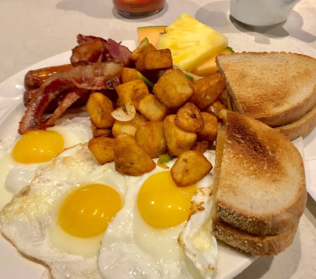 Lunasole Resto Bar | restaurant | 5935 Jeanne DArc Blvd S, Orléans, ON K1C 2N1, Canada | 6138340503 OR +1 613-834-0503