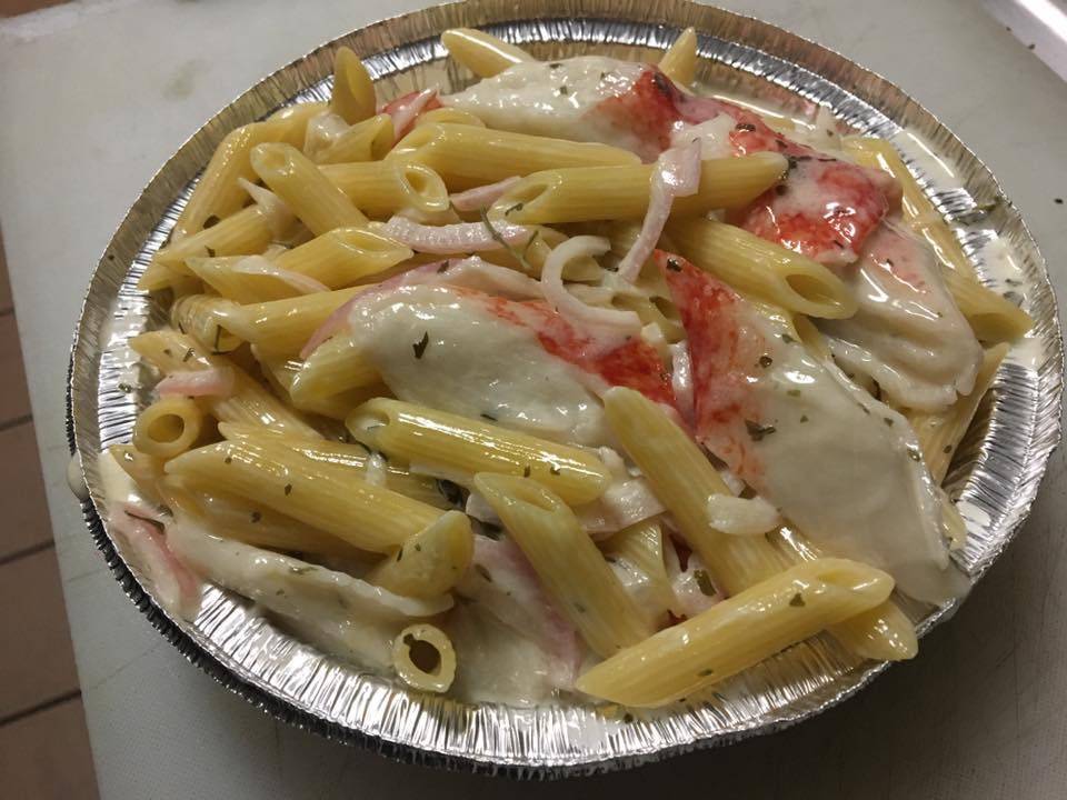 Lucys Pizza & Burgers | meal delivery | 624 E Colorado St, Glendale, CA 91205, USA | 8182416330 OR +1 818-241-6330