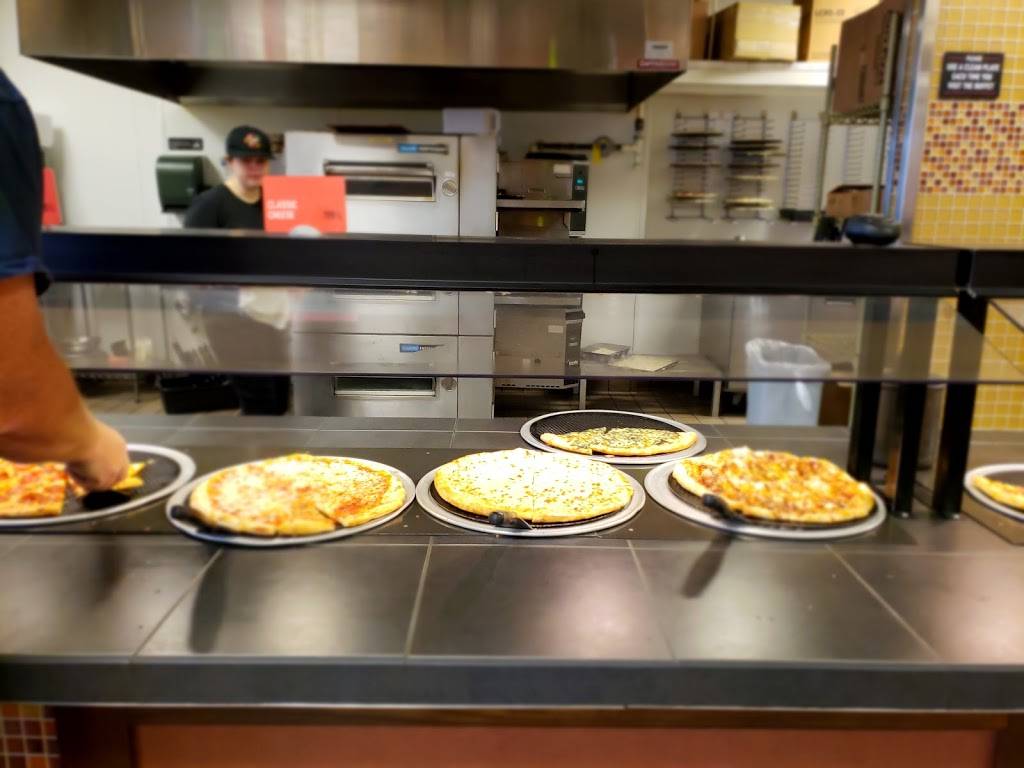 Cicis Pizza | restaurant | 2405 Covered Bridge Dr, Lancaster, PA 17602, USA | 7179457695 OR +1 717-945-7695