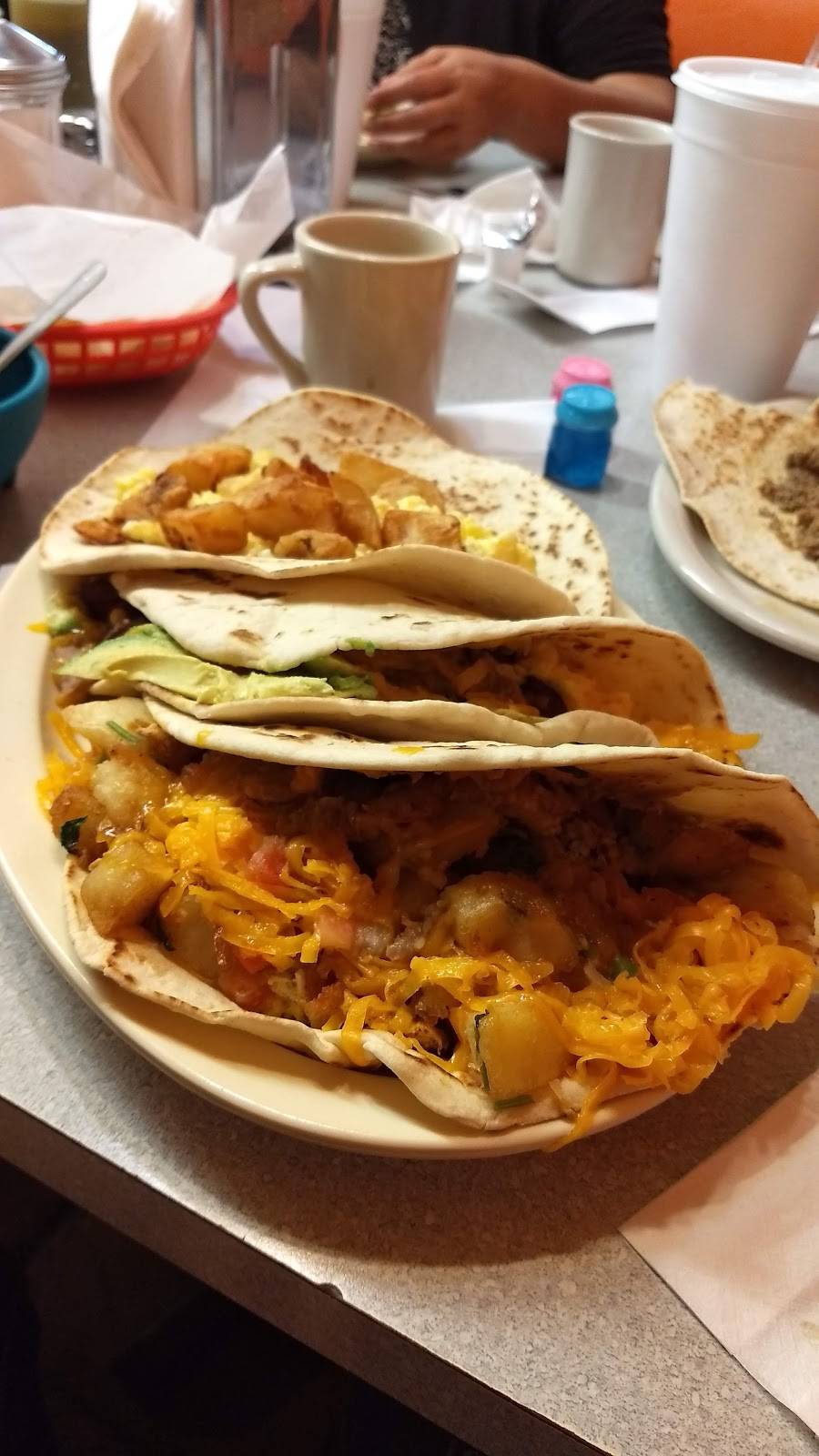 Rolandos Super Taco | restaurant | 93 Shasta Ave, San Antonio, TX 78221, USA | 2109279449 OR +1 210-927-9449