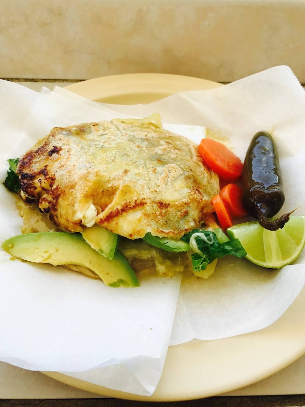 Los Olivos | restaurant | 5031, 5031, 3400 W 31st St, Chicago, IL 60623, USA | 7732471002 OR +1 773-247-1002