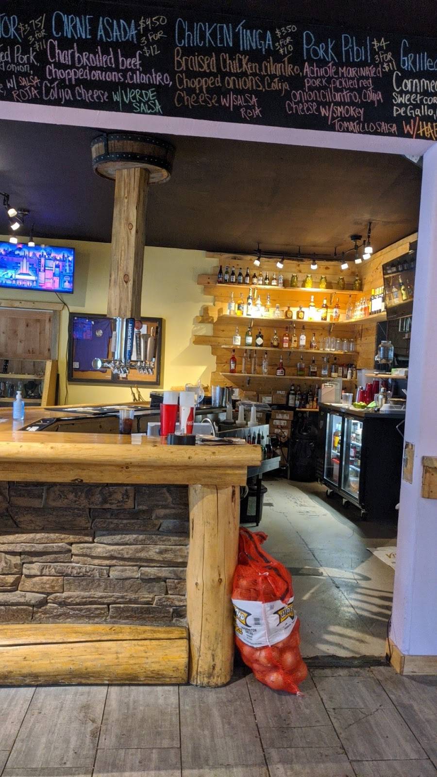 Yo Mommas Cantina | restaurant | 1900 Airport Rd, Breckenridge, CO 80424, USA | 9704236692 OR +1 970-423-6692