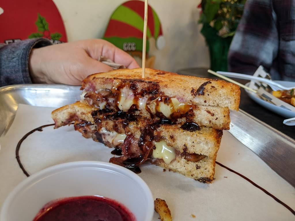 Grilled Cheese Gallery | restaurant | 16 Cathedral Pl, St. Augustine, FL 32084, USA | 9047707973 OR +1 904-770-7973