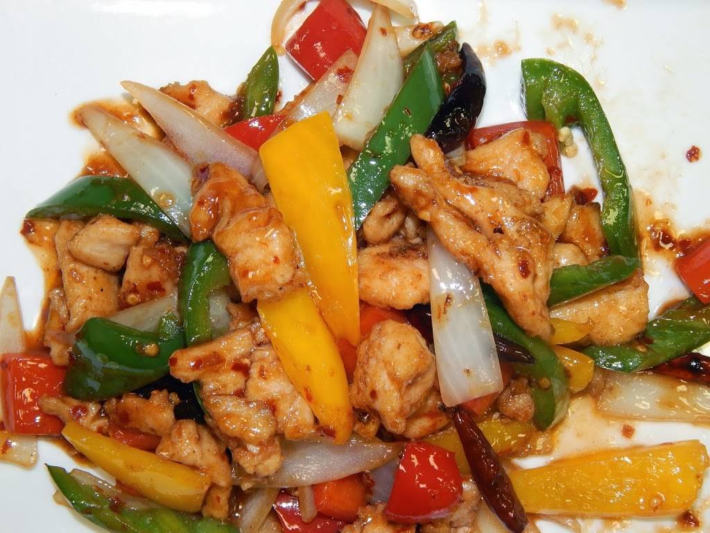 Bayou Express Chinese And Japanese Grill | restaurant | 3940 IL-251, Peru, IL 61354, USA | 8157808651 OR +1 815-780-8651