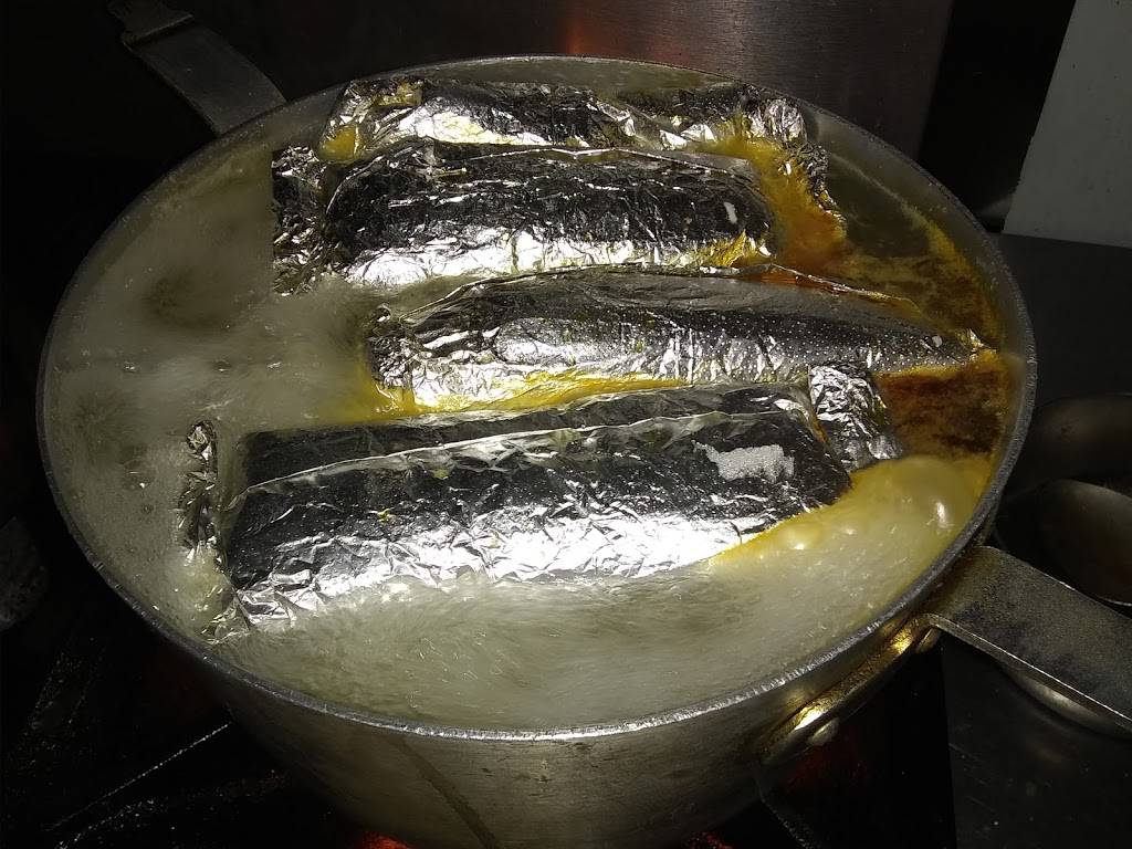 El Coqui criollo restaurante | restaurant | 1017 NE Seward Ave, Topeka, KS 66616, USA | 7855965978 OR +1 785-596-5978