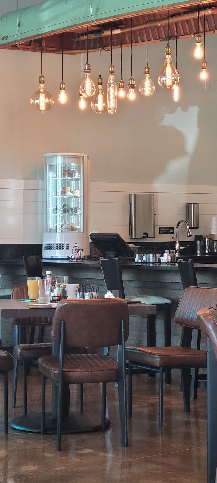 Boathouse Cafe | cafe | 2215 E Waterloo Rd, Akron, OH 44312, USA | 2342311556 OR +1 234-231-1556