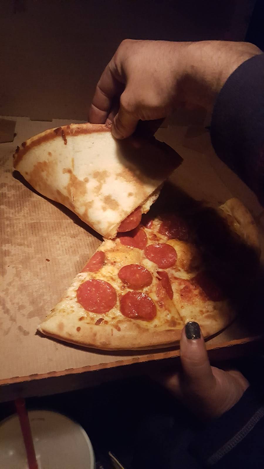 Little Caesars Pizza | meal takeaway | 10245 Z, Kempwood Dr, Houston, TX 77043, USA | 7134627422 OR +1 713-462-7422