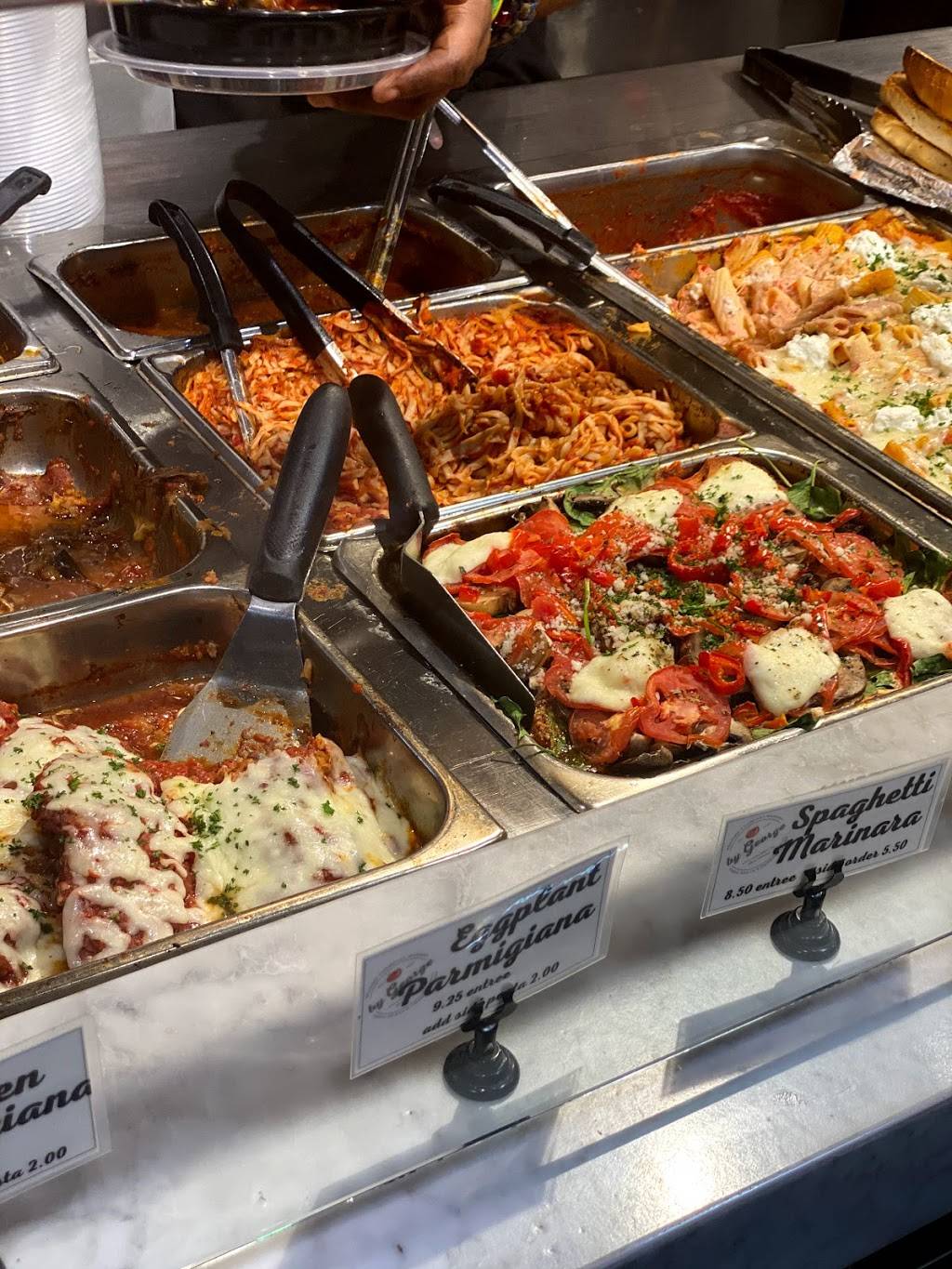 Georges Sandwich Shop | restaurant | 900 S 9th St, Philadelphia, PA 19147, USA | 2155928363 OR +1 215-592-8363