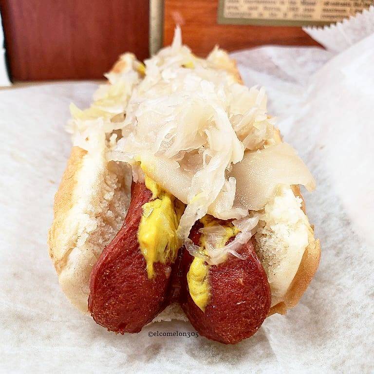 Arbetters Hot Dogs | restaurant | 8747 SW 40th St, Miami, FL 33165, USA | 3052070555 OR +1 305-207-0555