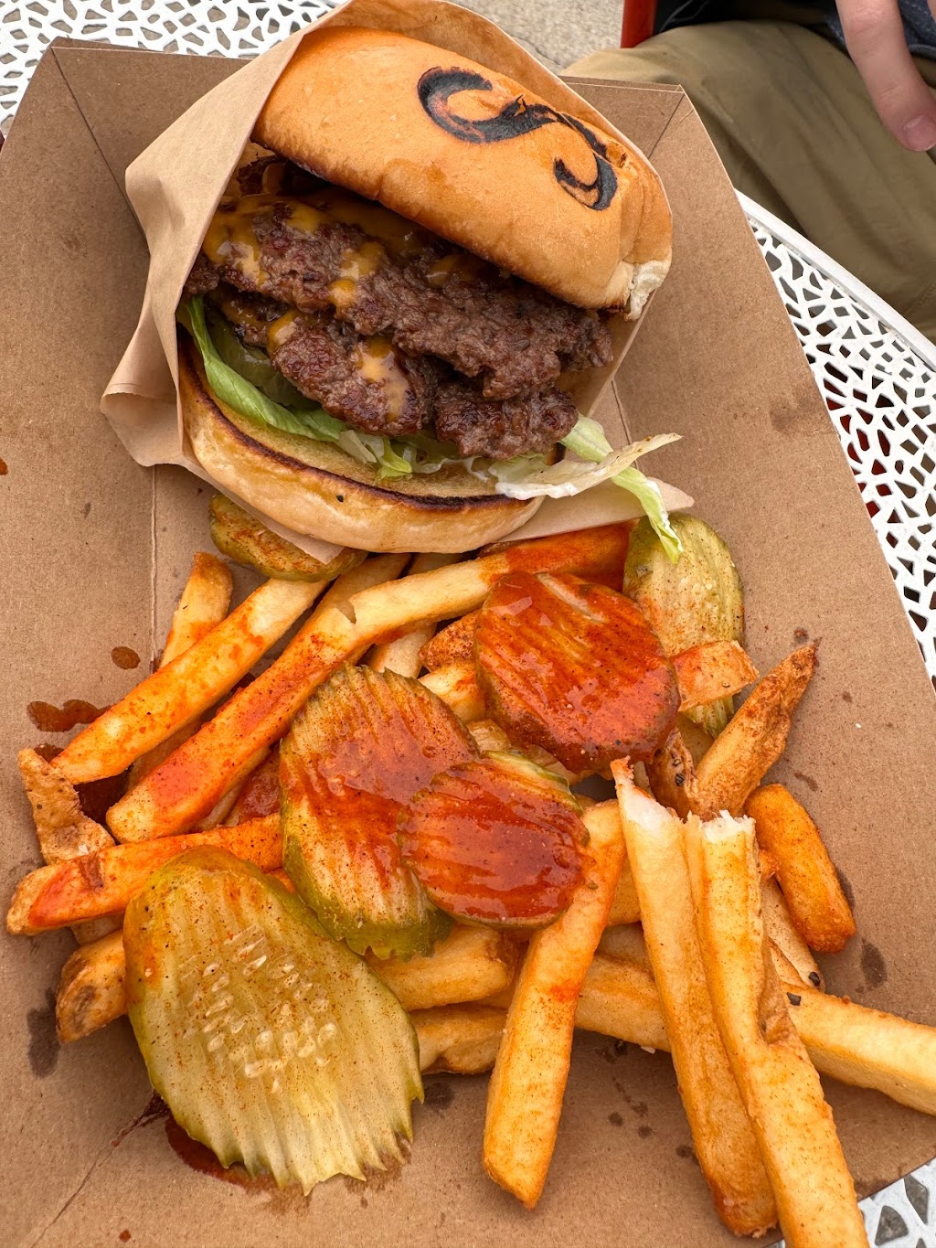 Sevier Avenue Burger Company | restaurant | 1120 Sevier Ave, Knoxville, TN 37920, USA | 8653812845 OR +1 865-381-2845
