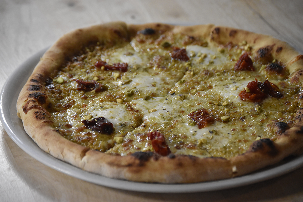 Pizza Lovers Bistro | restaurant | 1860 N Nob Hill Rd, Plantation, FL 33322, USA | 9543063297 OR +1 954-306-3297