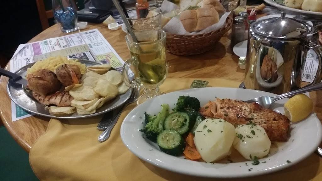 Royal Restaurant Cafe | restaurant | 296 N Front St, New Bedford, MA 02746, USA | 5089975519 OR +1 508-997-5519