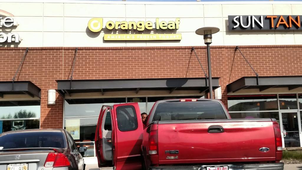 Orange Leaf Frozen Yogurt | restaurant | 1110 S 71st St, Omaha, NE 68106, USA | 4029348433 OR +1 402-934-8433